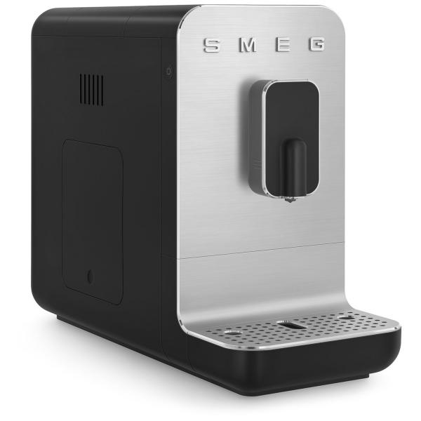 Автоматическая кофемашина Smeg BCC11BLMEU